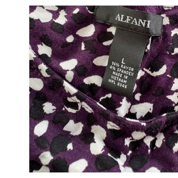 Alfani Womens Large Black White Purple Pattern Short Sleeve Rayon Top NEW - Picture 3 of 9